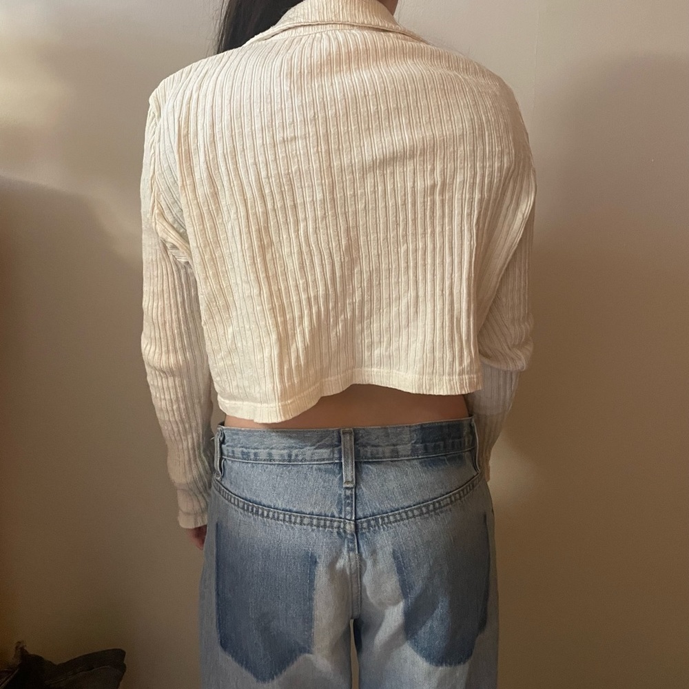Cropped sweater